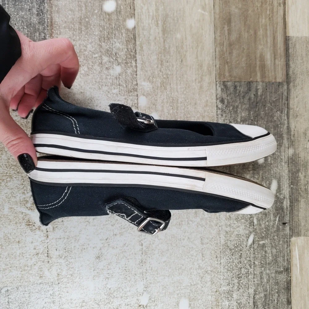 Converse Chuck Taylor All Star Dainty‎ Kids Mary Jane Sz 1.5 Black White Buckle